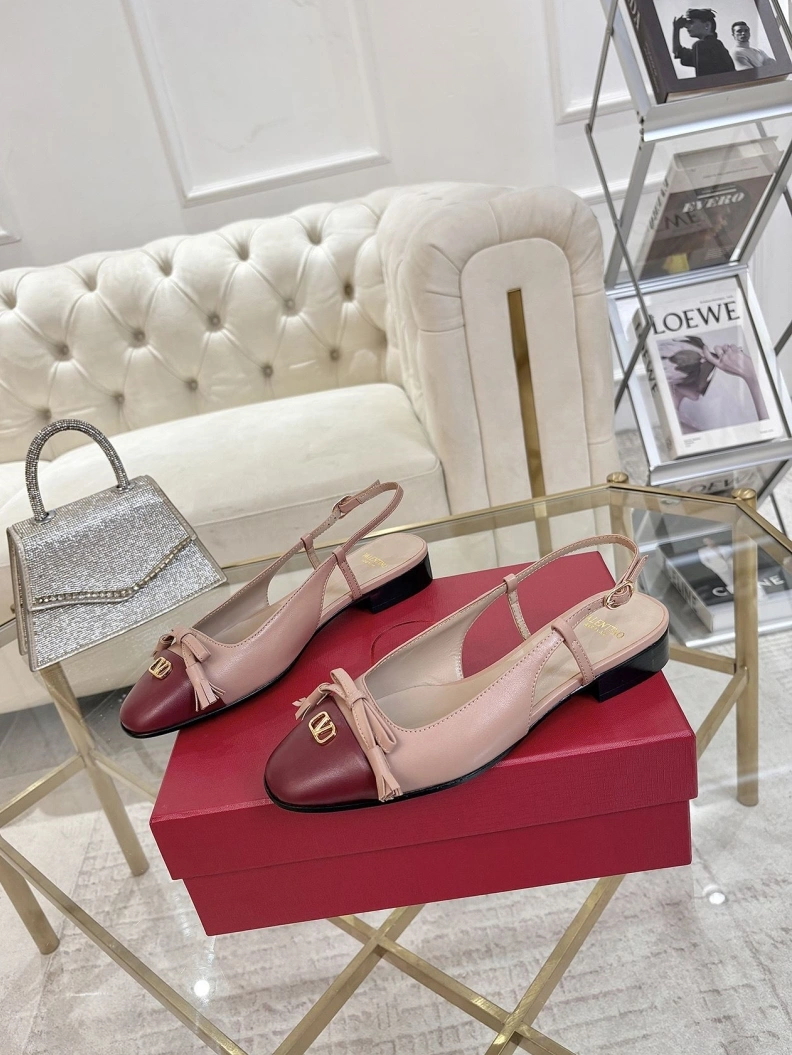 Stylish Vxlxntino Sandals 229620