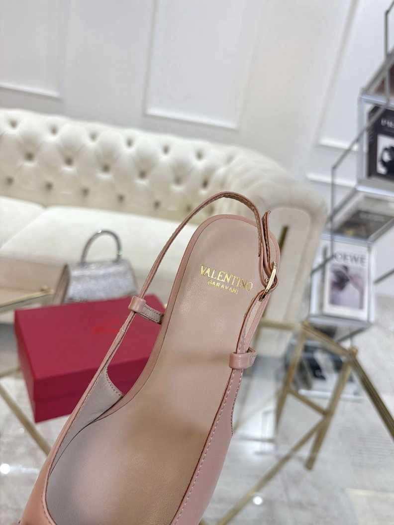 Stylish Vxlxntino Sandals 229620