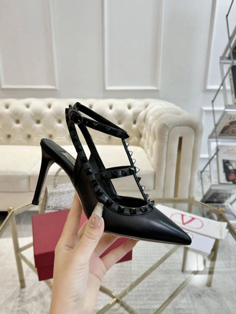 Cozy Vxlxntino High Heels 229830
