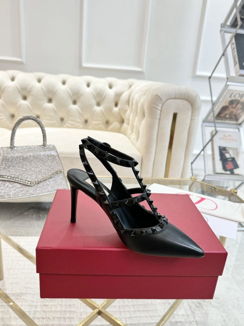 Cozy Vxlxntino High Heels 229830