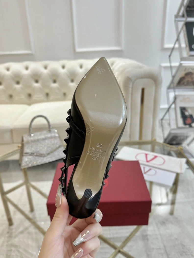 Cozy Vxlxntino High Heels 229830