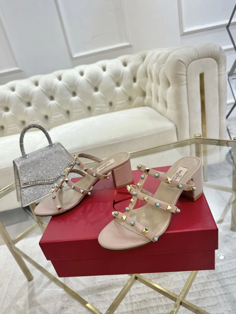Cozy Vxlxntino High Heels 229826