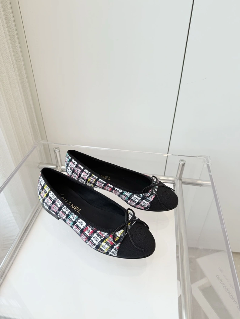 Functional Chxnxl Flat Shoes 120902
