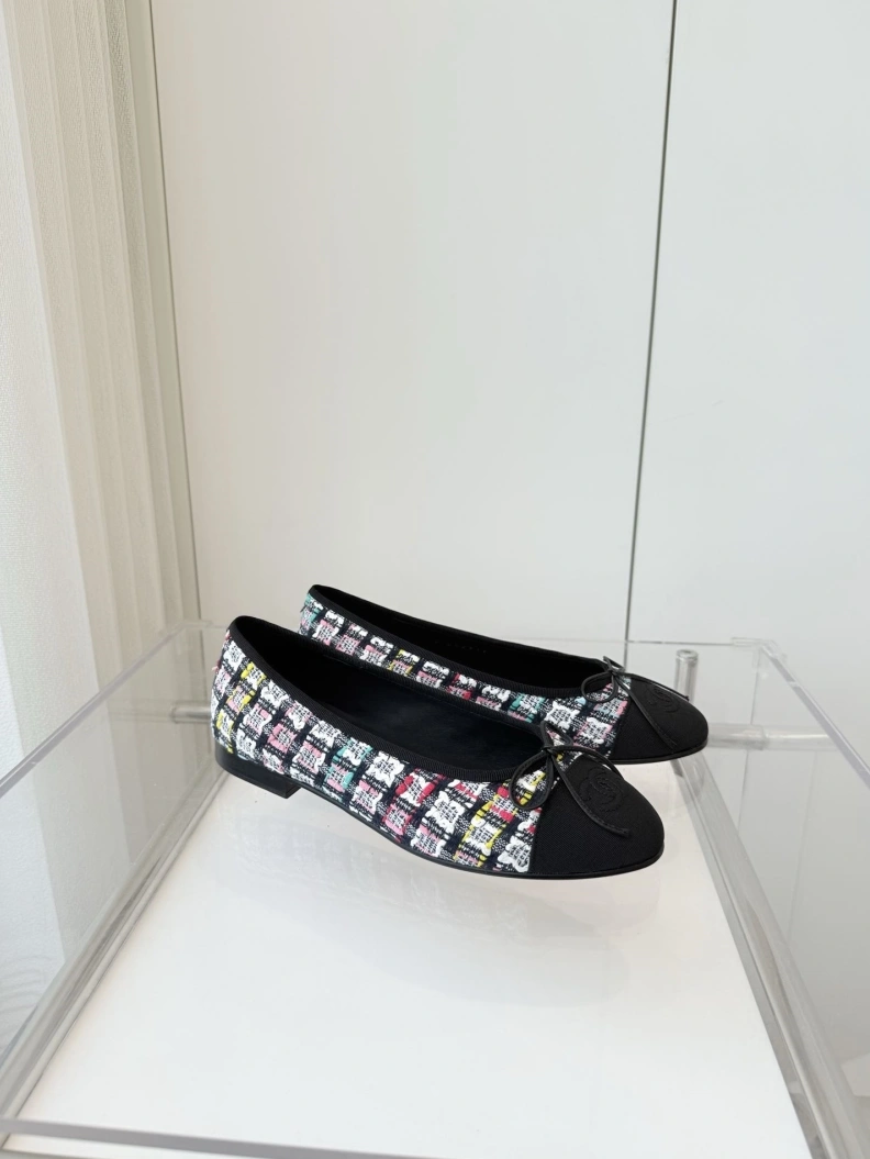 Functional Chxnxl Flat Shoes 120902