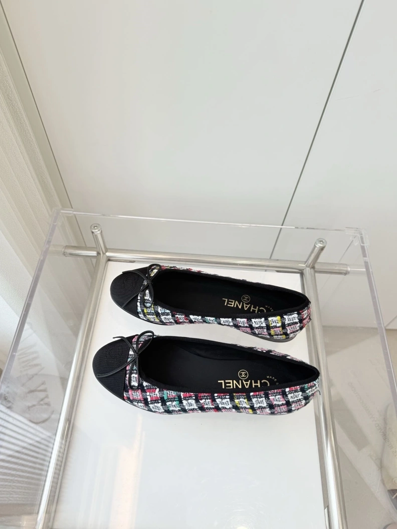 Functional Chxnxl Flat Shoes 120902