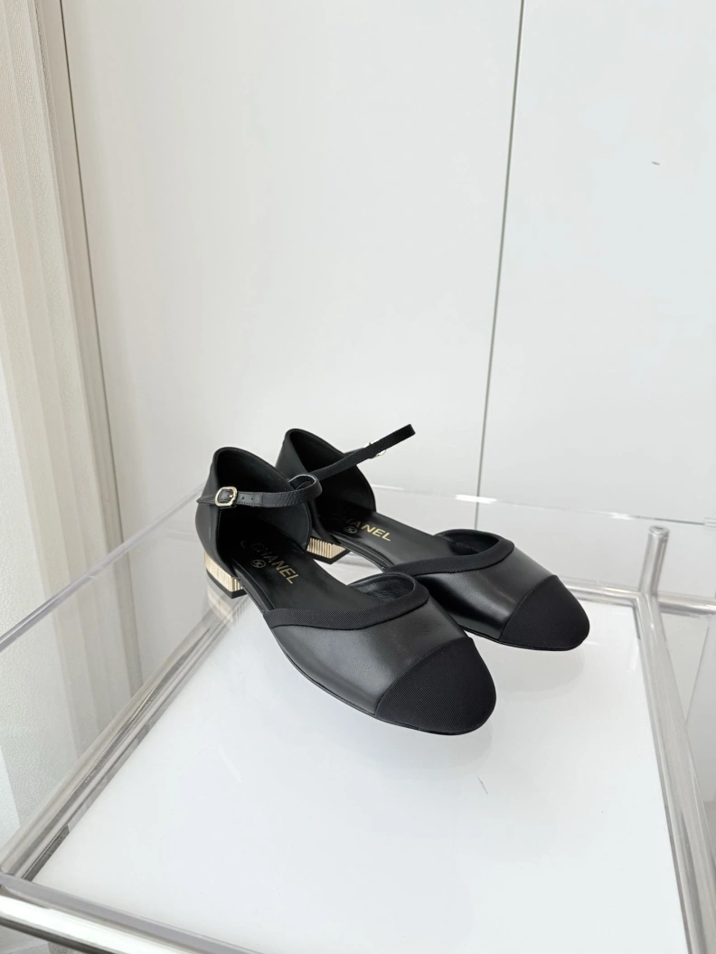 Comfortable Chxnxl Sandals 120336