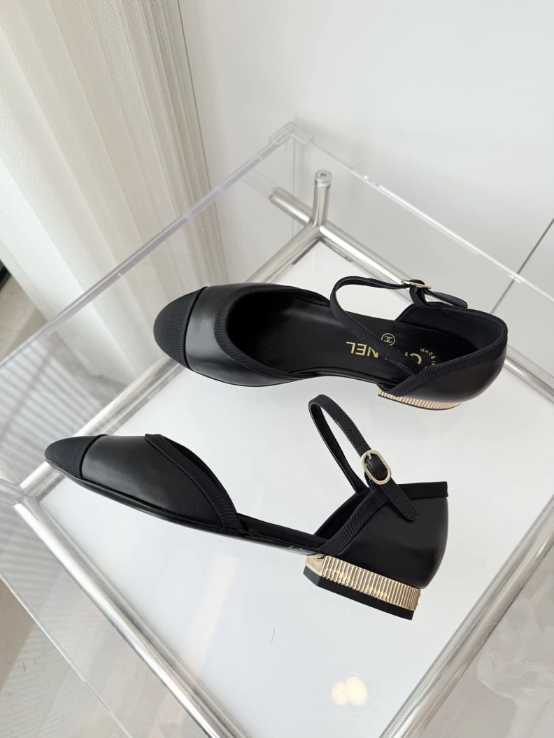 Comfortable Chxnxl Sandals 120336