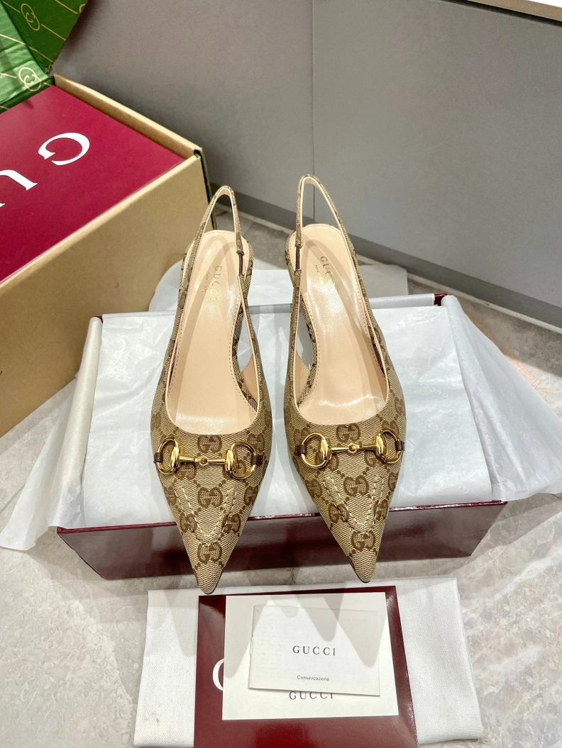 Trendy Gxccx Sandals 157498