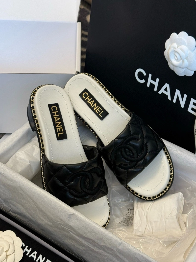 Soft Chxnxl Slippers 119809