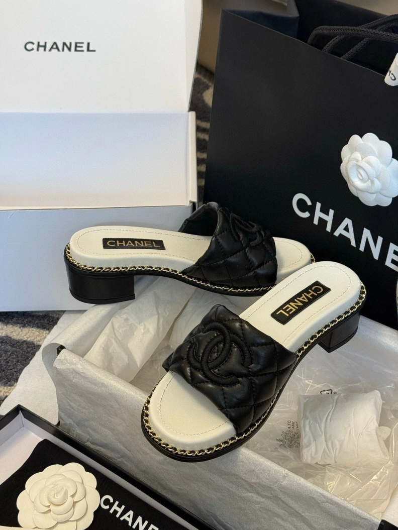Soft Chxnxl Slippers 119809