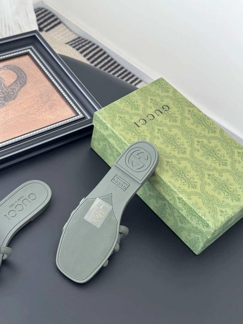 Lightweight Gxccx Slippers 157366