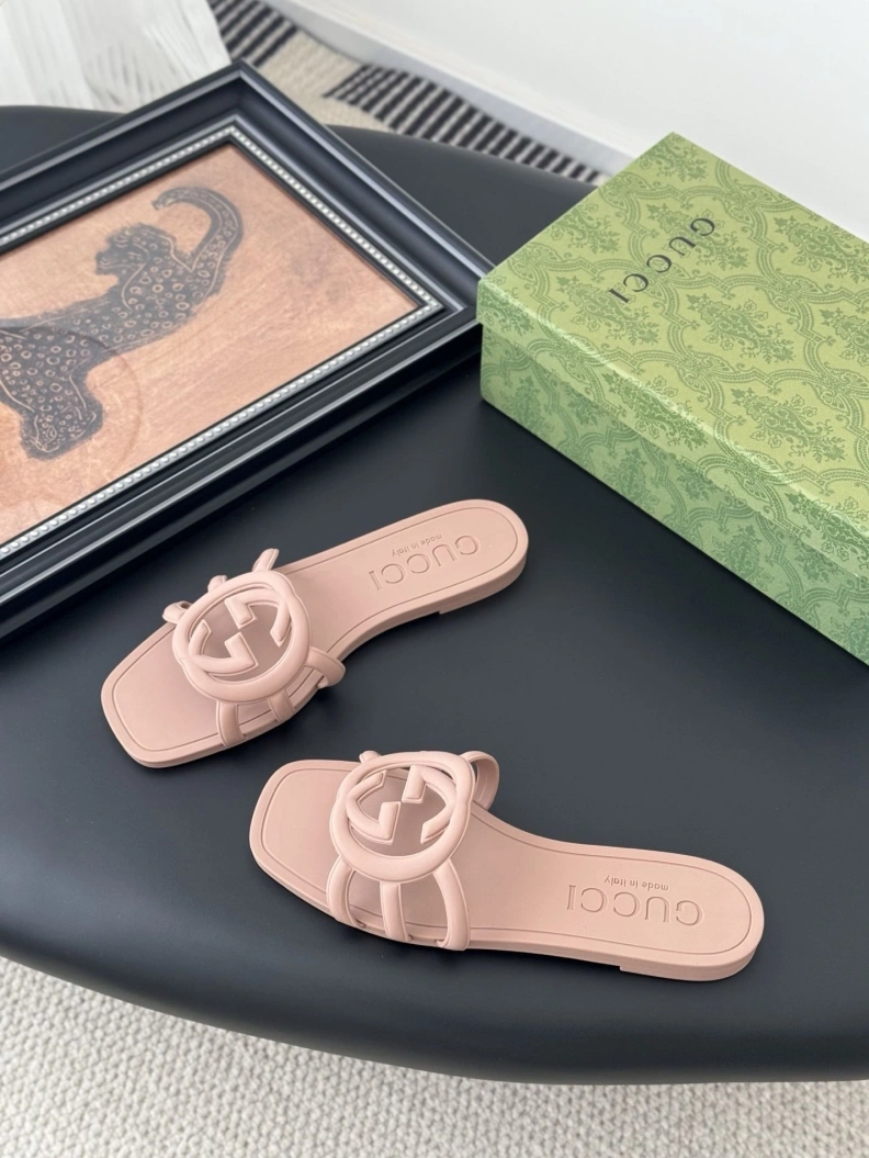 Soft Gxccx Slippers 157365