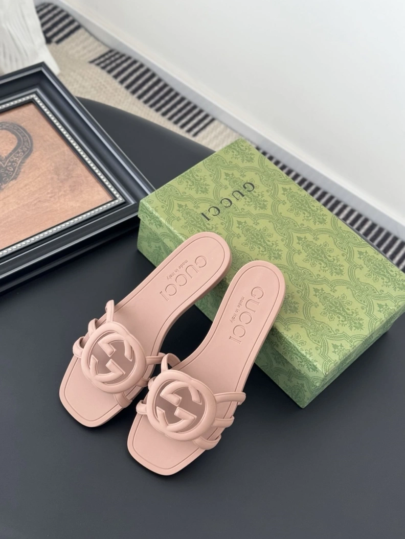 Soft Gxccx Slippers 157365