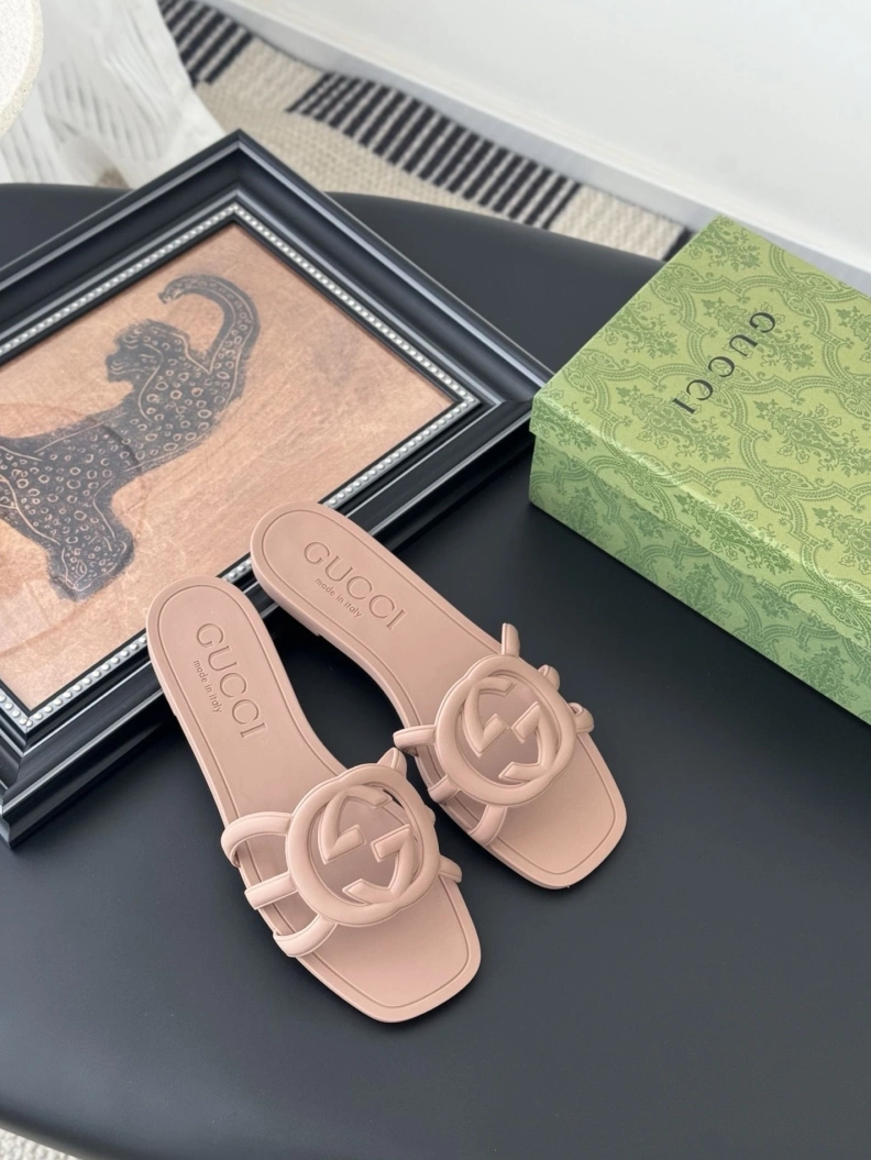 Soft Gxccx Slippers 157365