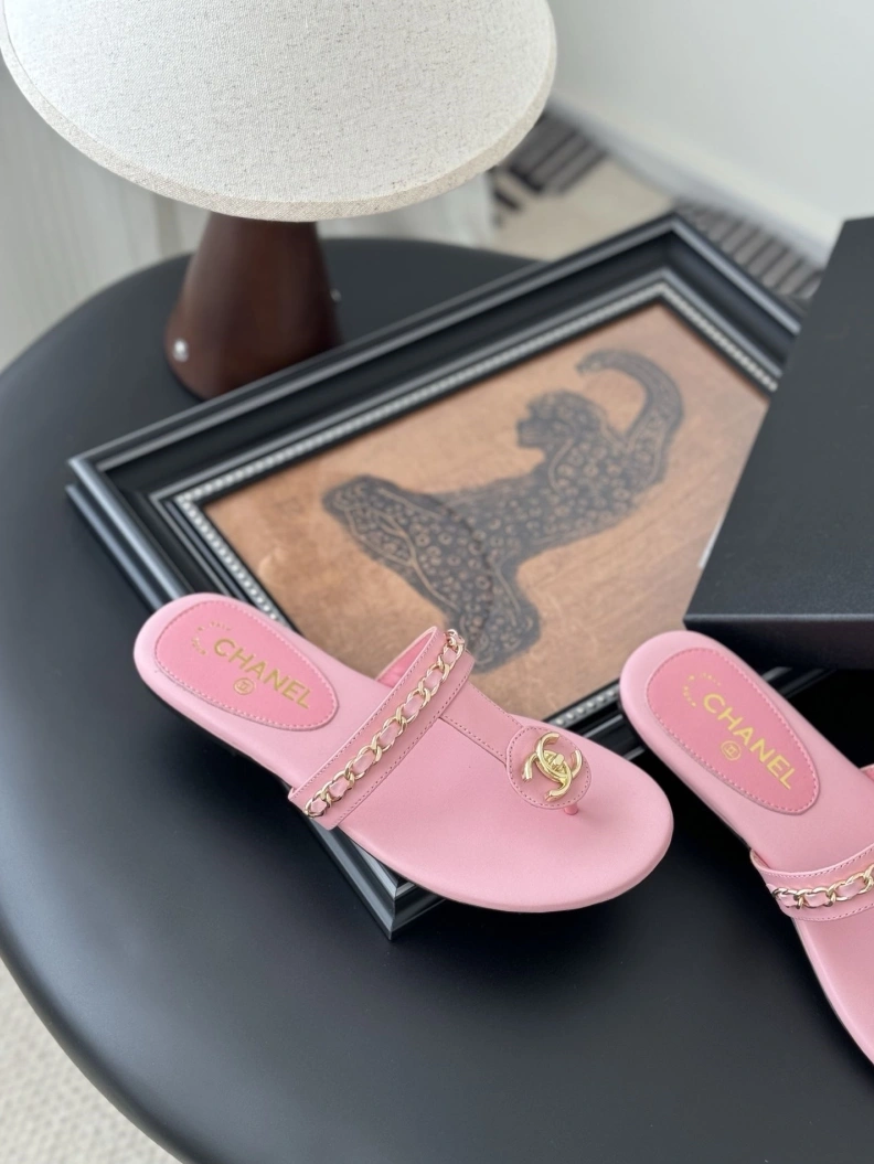 EasyMatch Chxnxl Sandals 120320