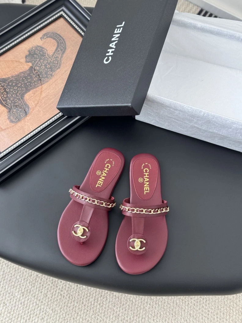 Bright Chxnxl Sandals 120319