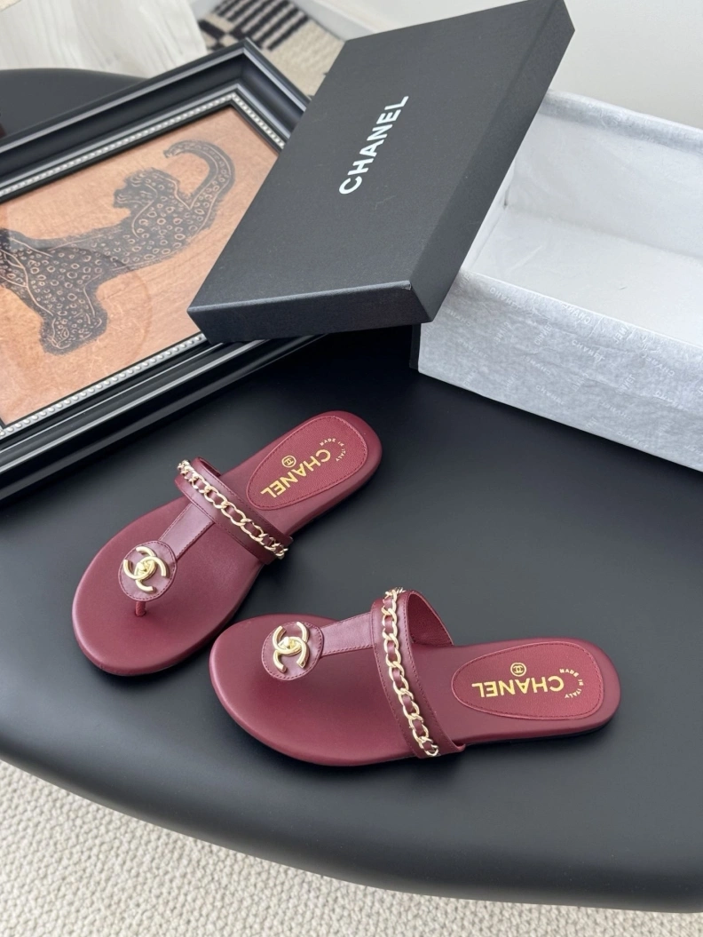 Bright Chxnxl Sandals 120319