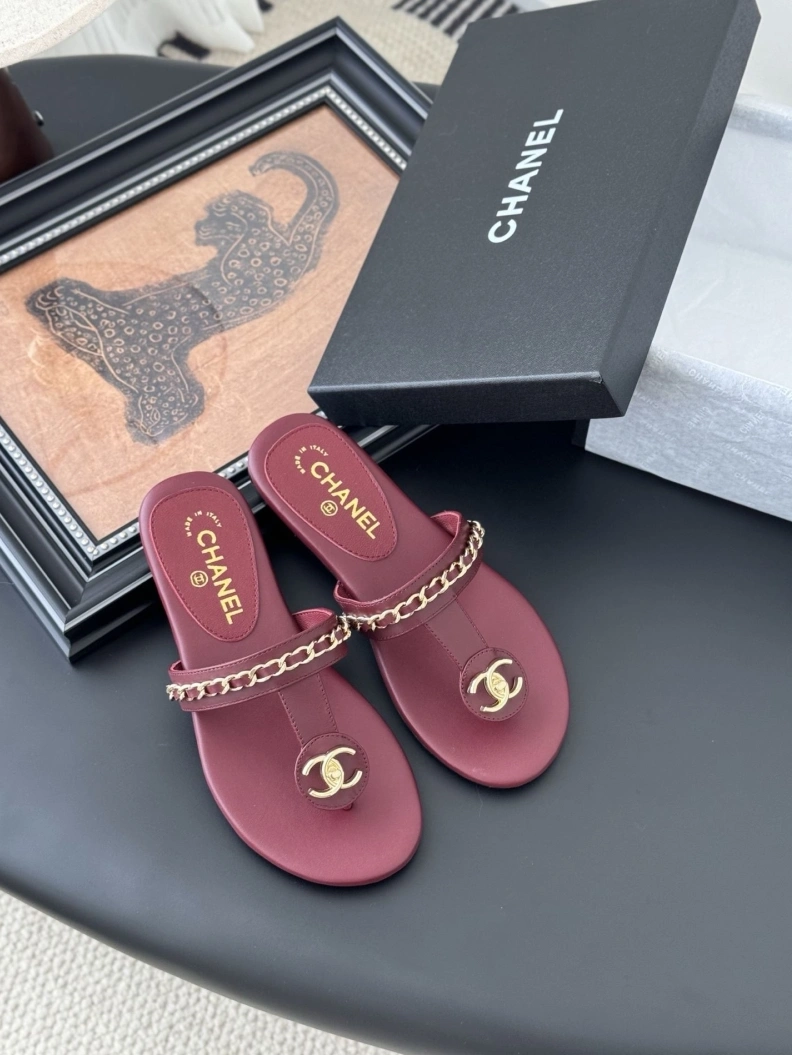 Bright Chxnxl Sandals 120319