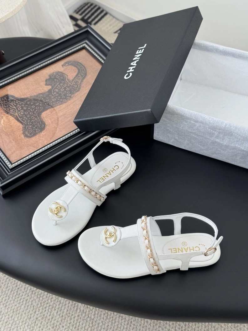 Breathable Chxnxl Sandals 120317