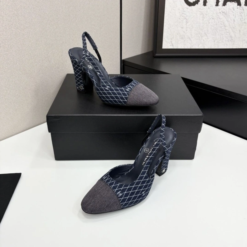 Modern Chxnxl Sandals 120313