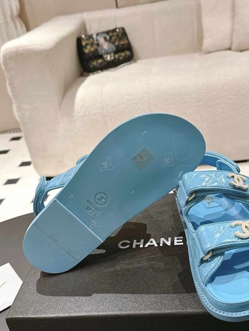 Resilient Chxnxl Sandals 120291