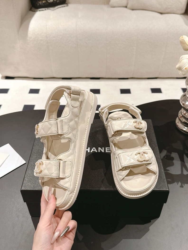 Sophisticated Chxnxl Sandals 120286