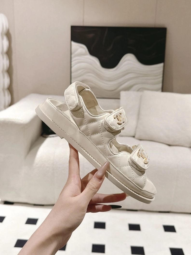 Sophisticated Chxnxl Sandals 120286