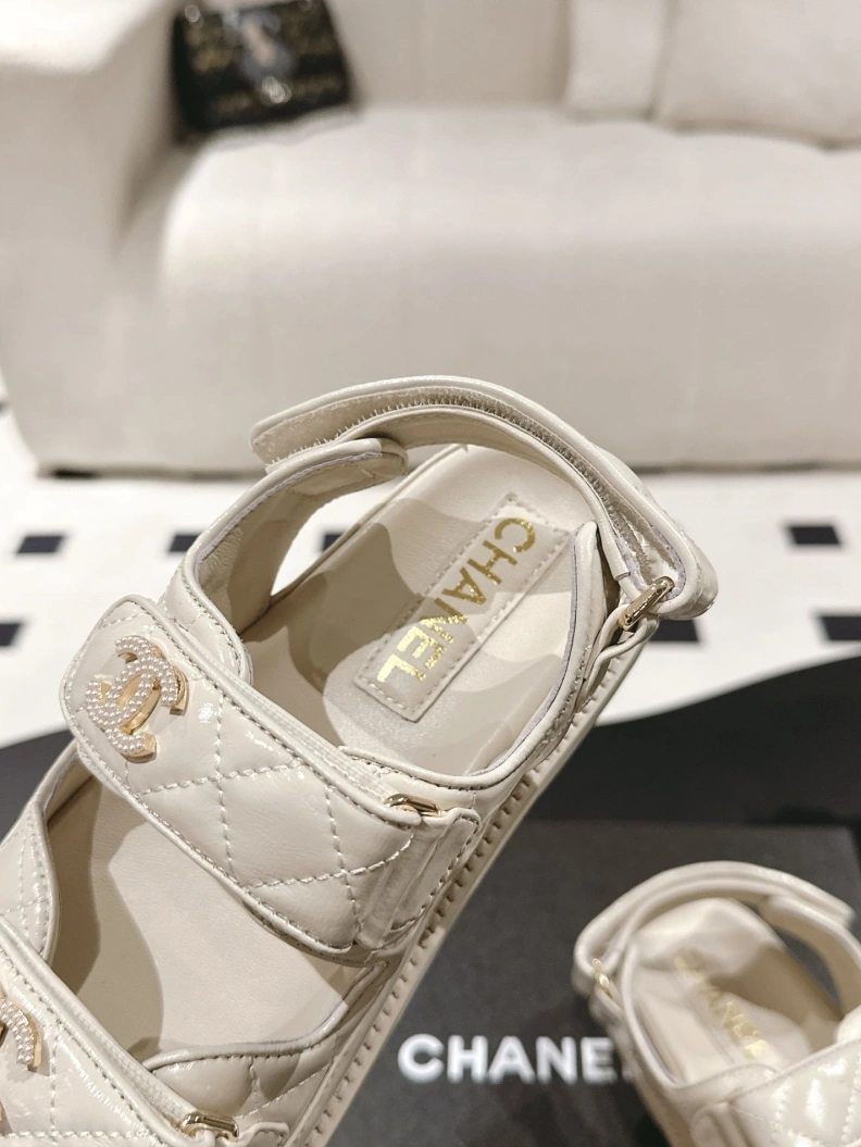 Sophisticated Chxnxl Sandals 120286
