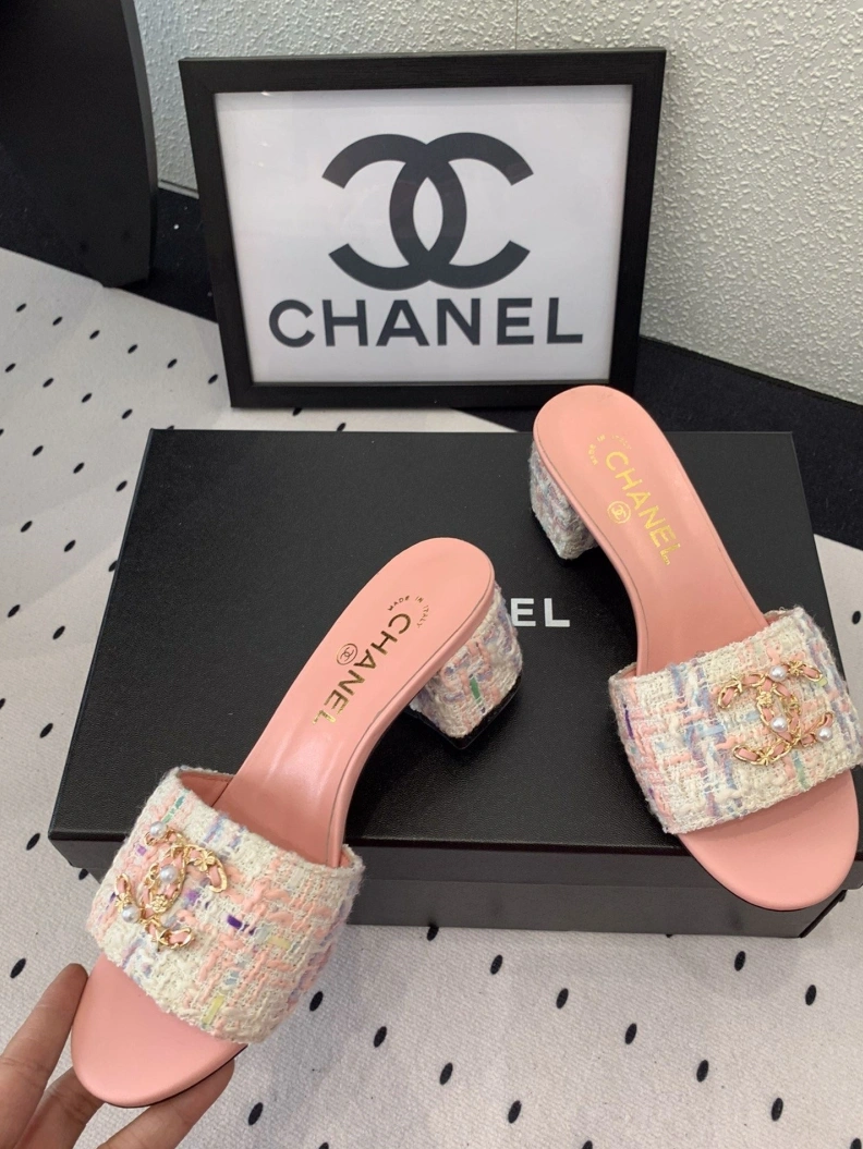 Functional Chxnxl Slippers 119786