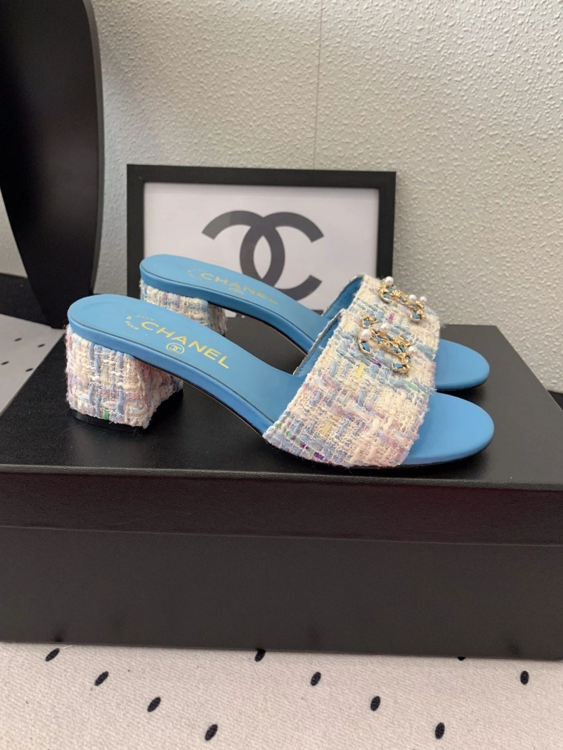 Chxnxl Slippers Vibrant 119787