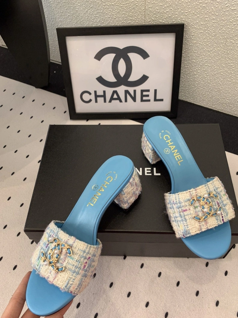 Chxnxl Slippers Vibrant 119787