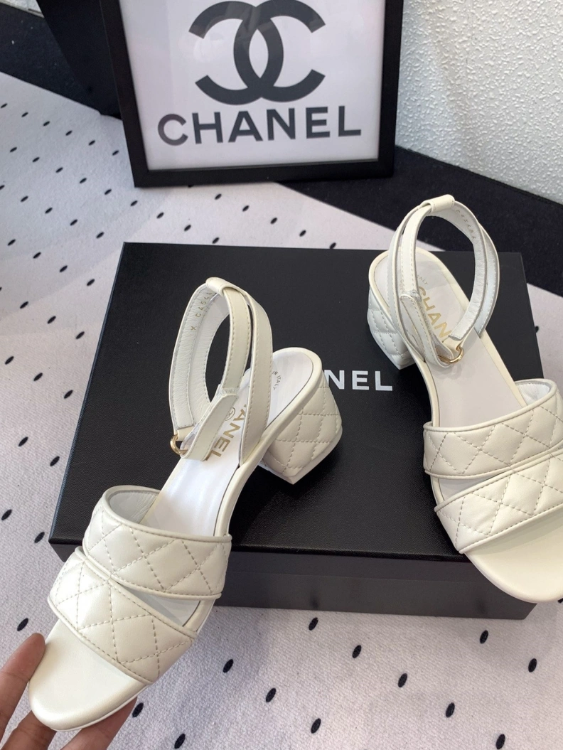 Lightweight Chxnxl Sandals 120283
