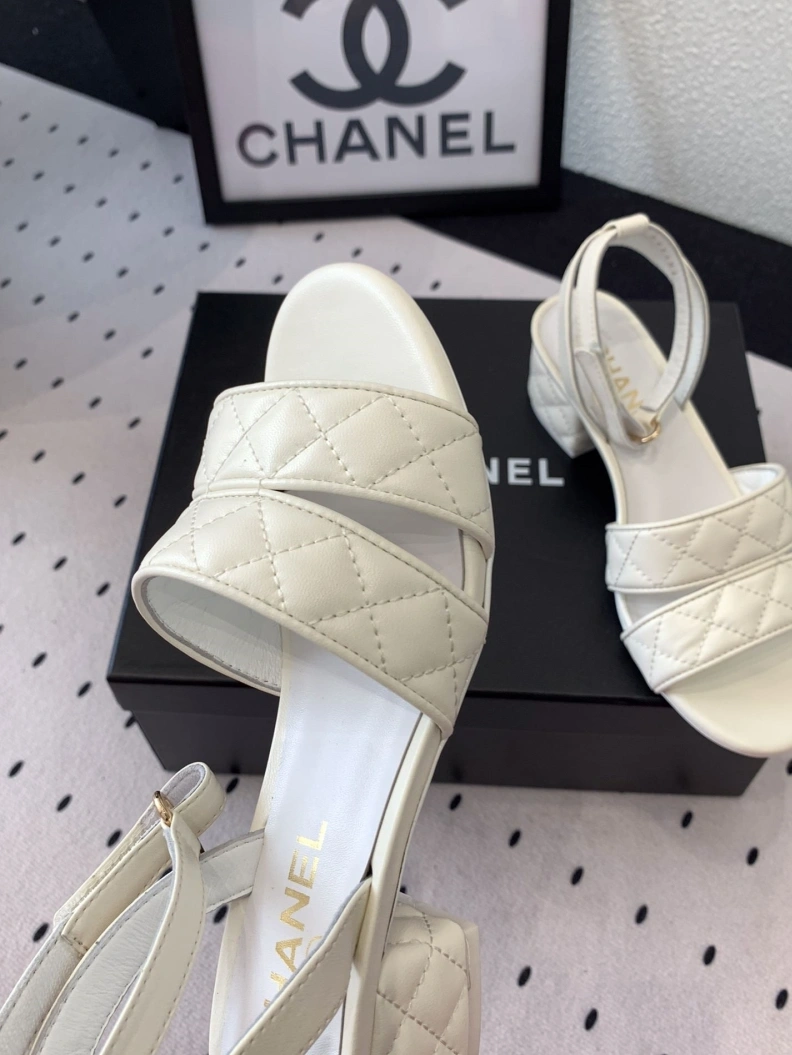 Lightweight Chxnxl Sandals 120283