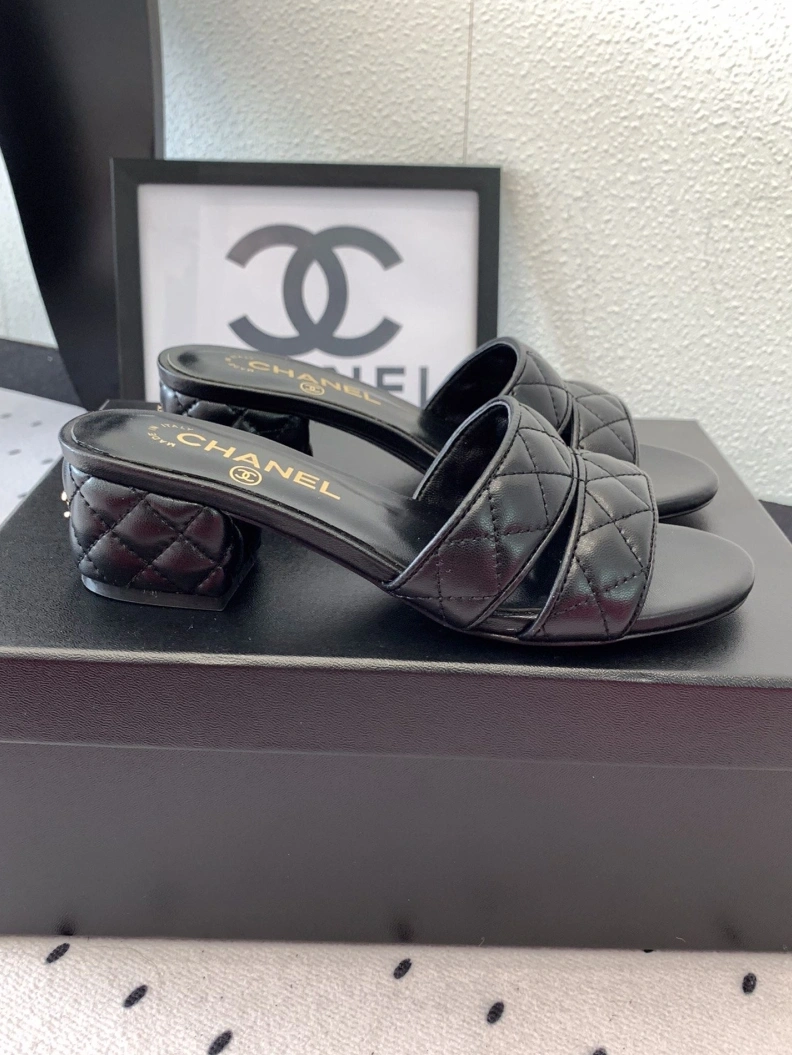 EyeCatching Chxnxl Sandals 120279