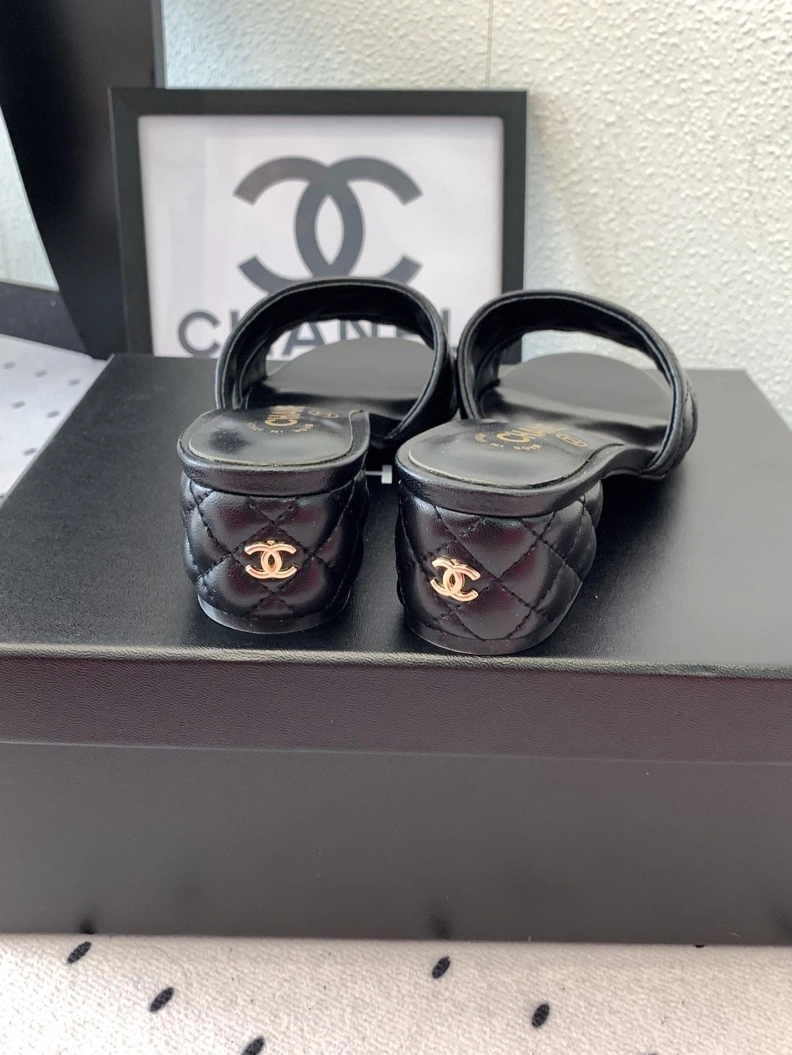 EyeCatching Chxnxl Sandals 120279