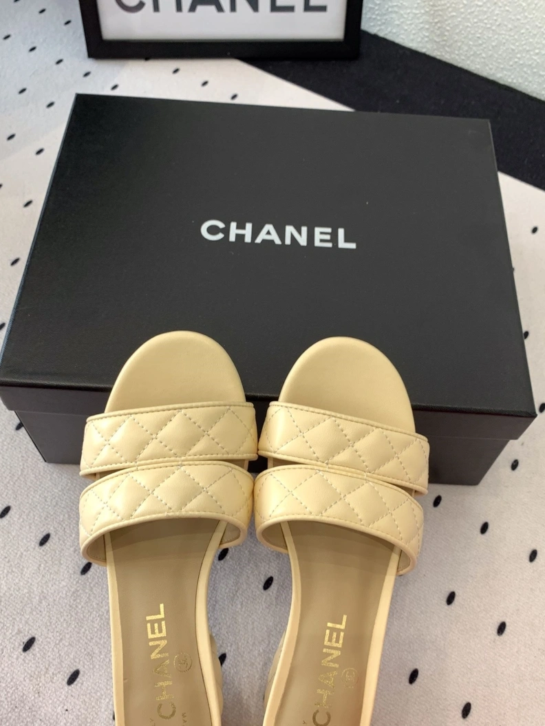 Elegant Chxnxl Sandals 120281