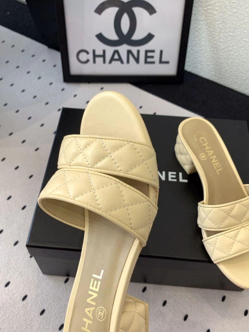 Elegant Chxnxl Sandals 120281