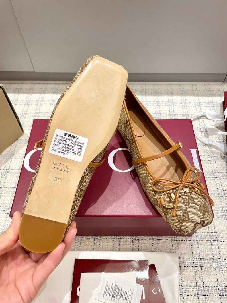 Soft Gxccx Flat Shoes 157651