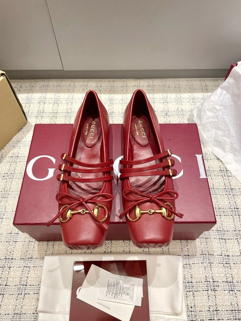 Stylish Gxccx Flat Shoes 157650