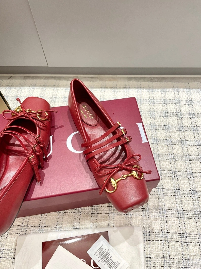 Stylish Gxccx Flat Shoes 157650