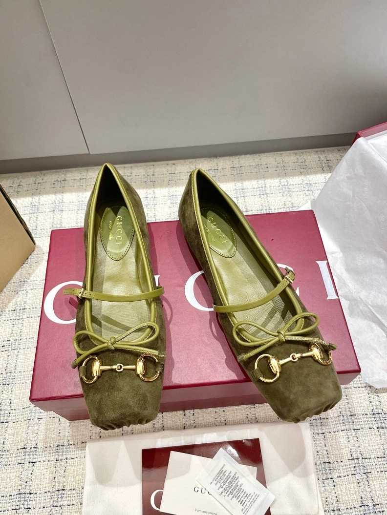 Stylish Gxccx Flat Shoes 157648