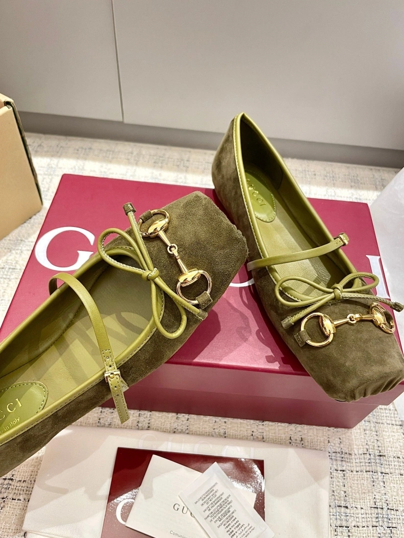 Stylish Gxccx Flat Shoes 157648