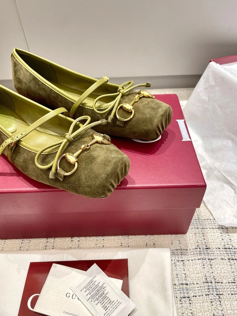 Stylish Gxccx Flat Shoes 157648