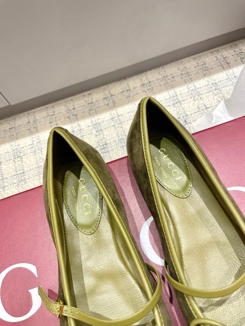 Stylish Gxccx Flat Shoes 157648