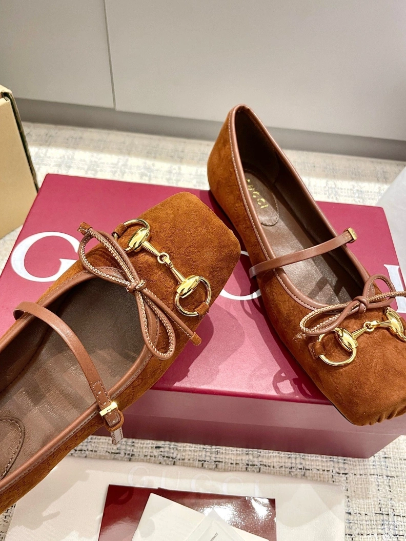 Gxccx Flat Shoes GoAnywhere 157642