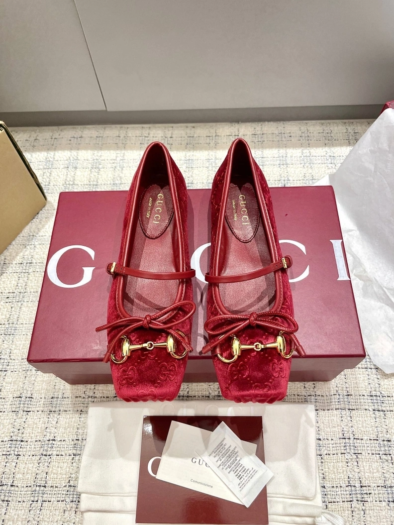 HighQuality Gxccx Flat Shoes 157640