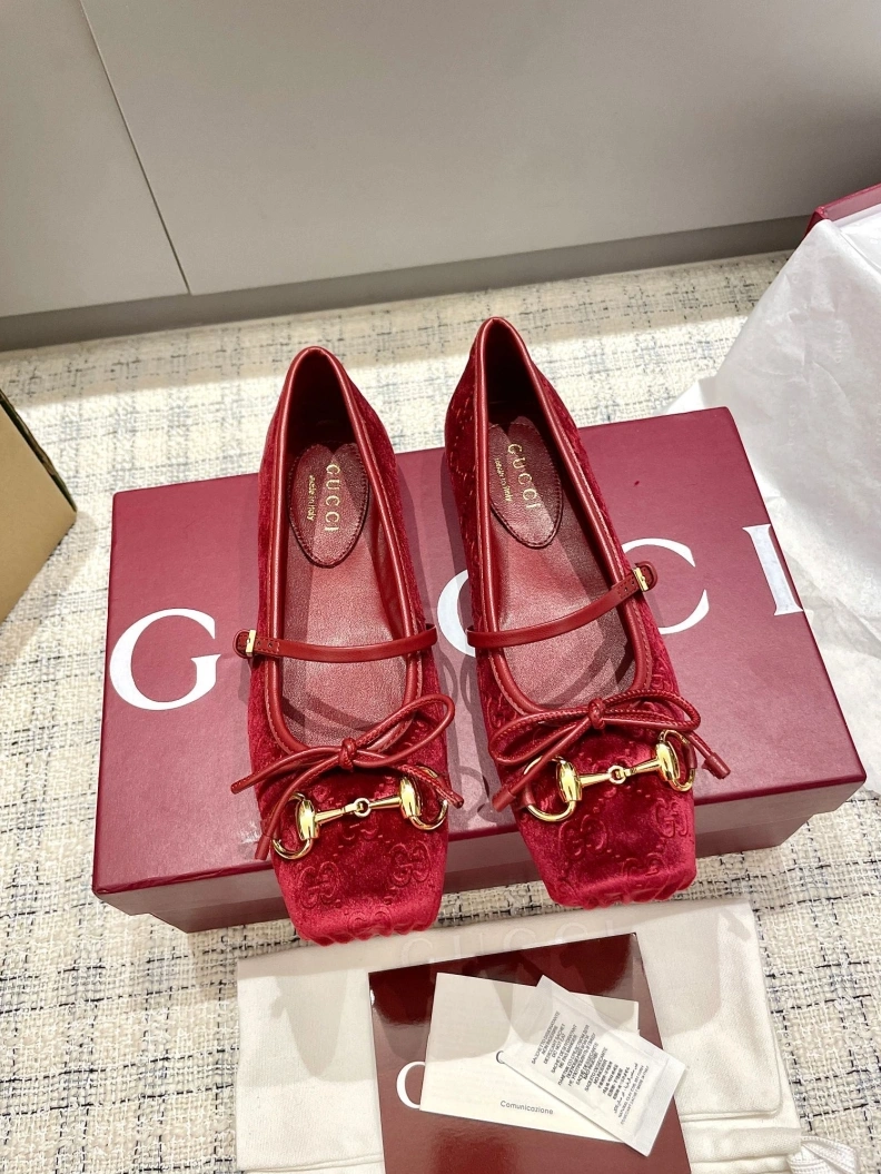 HighQuality Gxccx Flat Shoes 157640