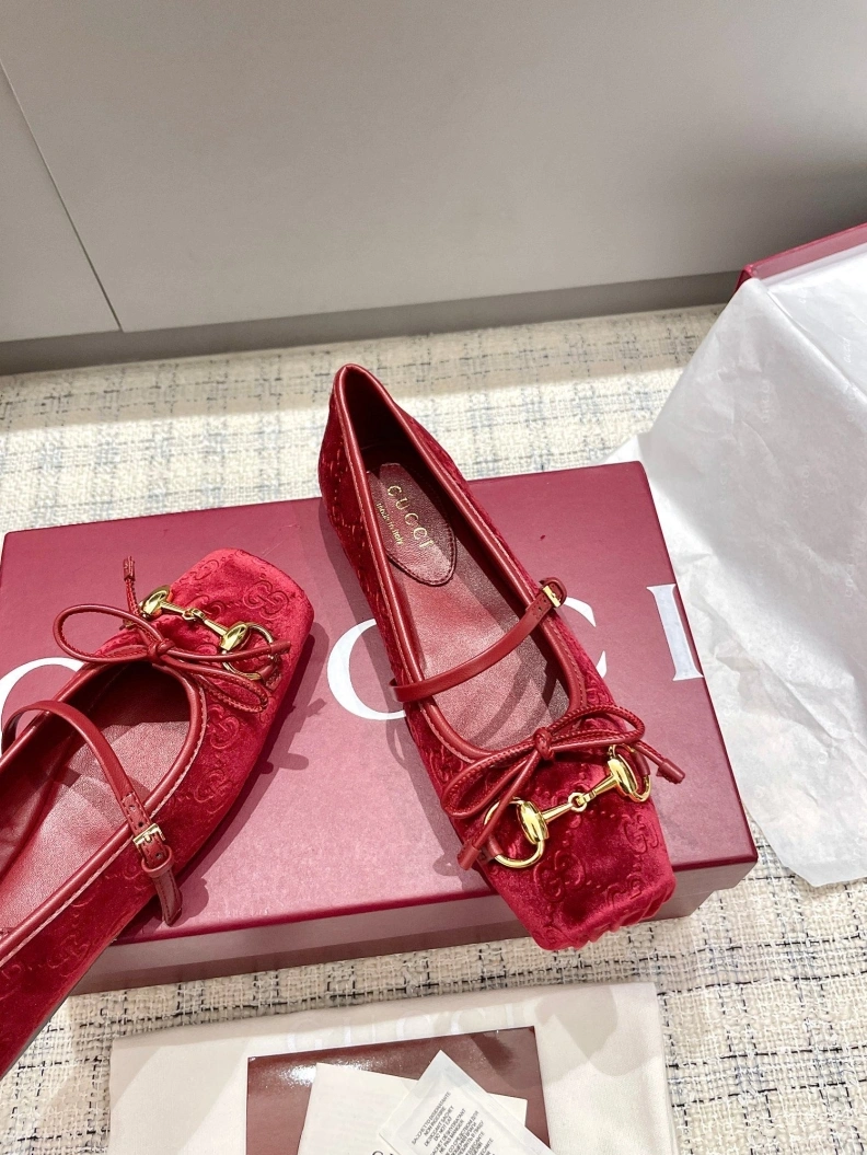 HighQuality Gxccx Flat Shoes 157640