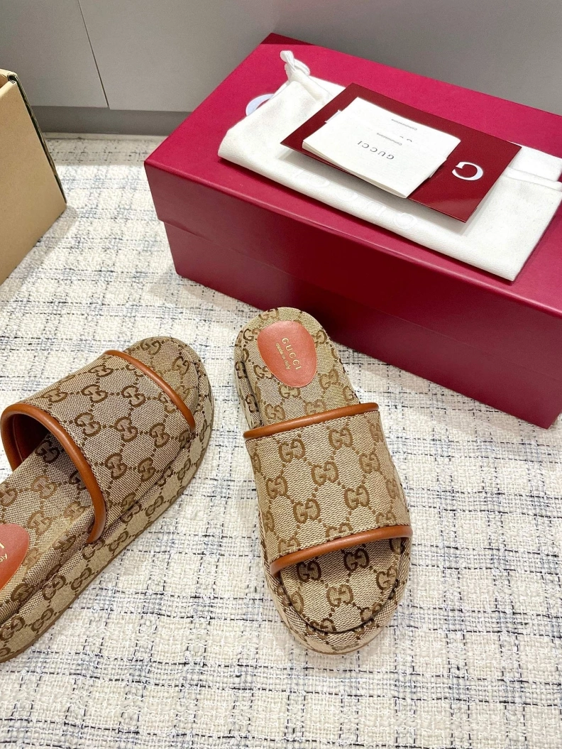 Classic Gxccx Slippers 157343