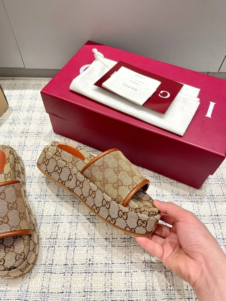 Classic Gxccx Slippers 157343